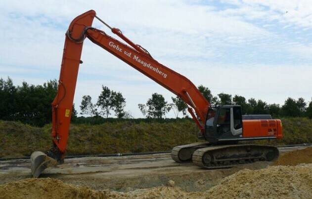 挖機(jī)加長臂廠家、挖掘機(jī)加長臂定做、挖掘機(jī)加長臂改裝